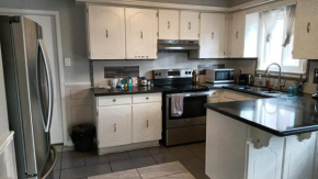 Cost Friendly Room In Brampton